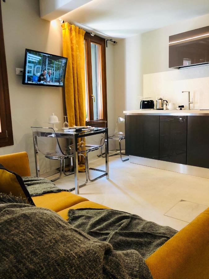 Suite Dream On The River Veneţia Exterior foto